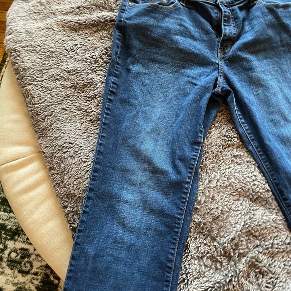 LEVI’S 505 Women’s Straight Leg Jeans - Picture 5 of 14